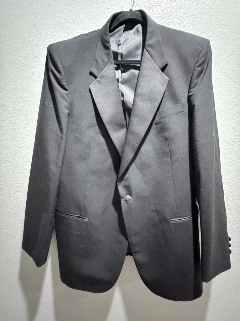 (Vintage) Black Tuxedo Suit Jacket, & Pants satin Lapelle wedding Gala Set 46 L